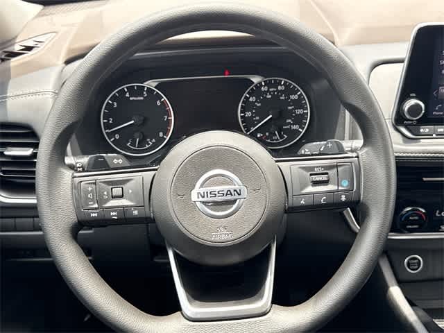 2021 Nissan Rogue SV 17