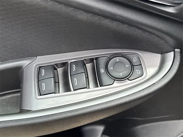 2023 Chevrolet Malibu LT 9