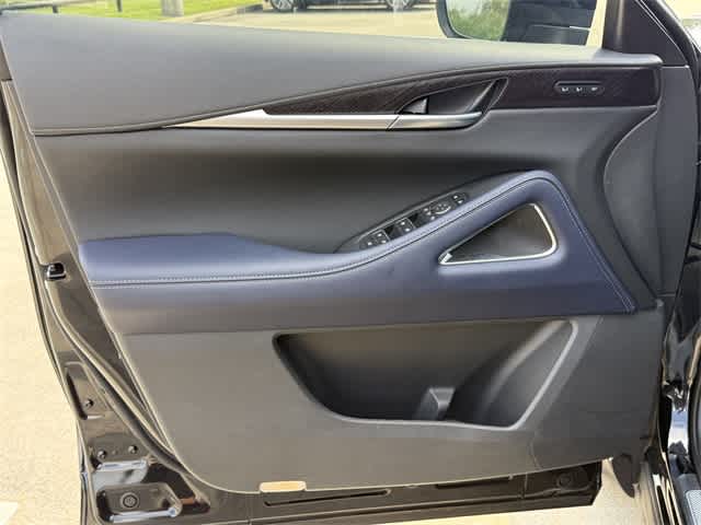 Thumbnail: 2026 INFINITI QX60 - 8