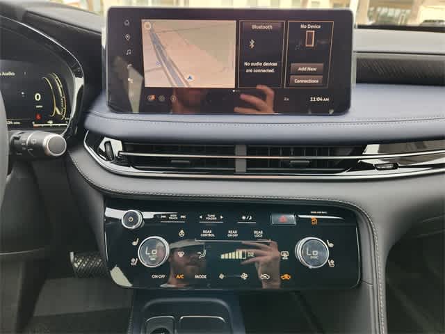 Thumbnail: 2026 INFINITI QX60 - 16