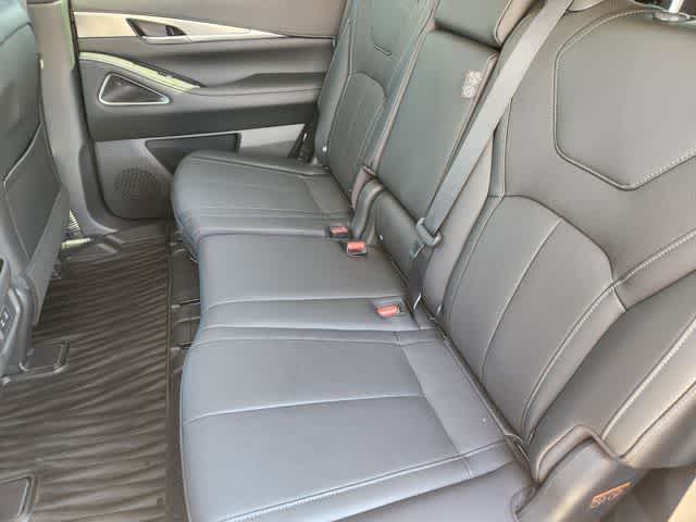 Thumbnail: 2026 INFINITI QX60 - 13