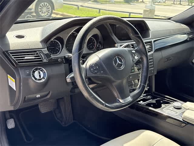Thumbnail: 2010 Mercedes-Benz E-Class - 10