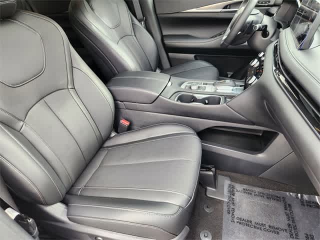 Thumbnail: 2026 INFINITI QX60 - 13