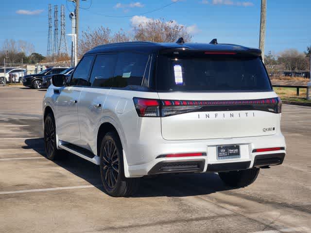 Thumbnail: 2026 INFINITI QX80 - 4