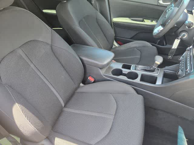 Thumbnail: 2019 Kia Optima - 13