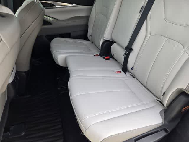 Thumbnail: 2026 INFINITI QX60 - 13