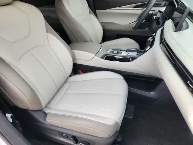 Thumbnail: 2026 INFINITI QX60 - 14