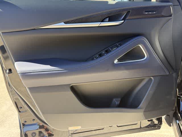 Thumbnail: 2026 INFINITI QX60 - 8