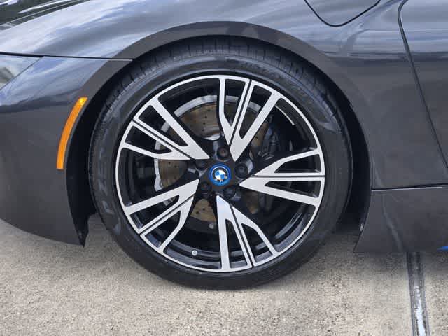 Thumbnail: 2016 BMW  - 8