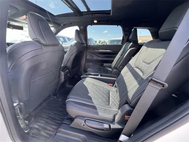 Thumbnail: 2025 INFINITI QX60 - 23