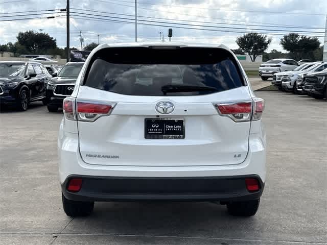 Thumbnail: 2016 Toyota Highlander - 4