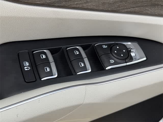 Thumbnail: 2022 Kia Sorento - 9