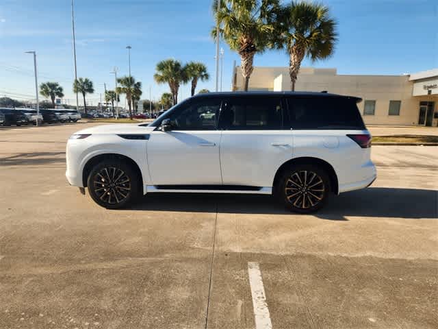 Thumbnail: 2026 INFINITI QX80 - 3