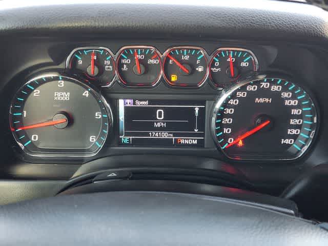 Thumbnail: 2016 Chevrolet Tahoe - 18