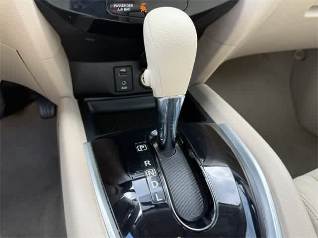 Thumbnail: 2014 Nissan Rogue - 19