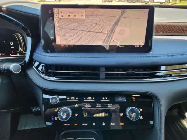 Thumbnail: 2026 INFINITI QX60 - 16