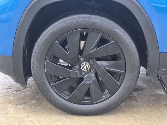 Thumbnail: 2024 Volkswagen Atlas - 8