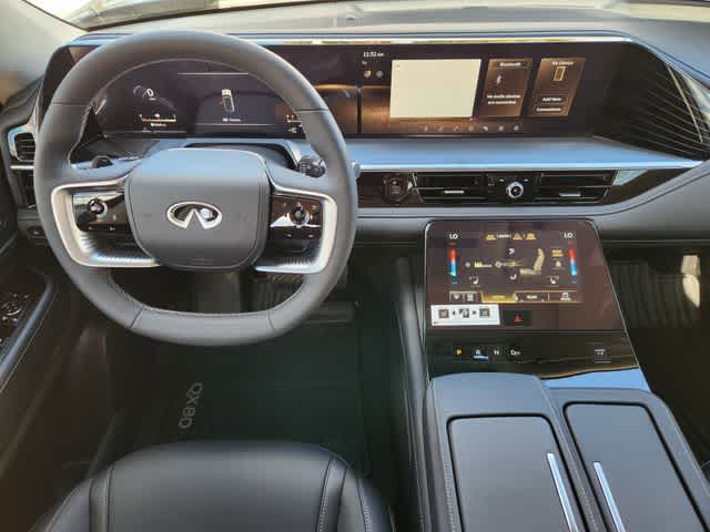 Thumbnail: 2026 INFINITI QX80 - 15