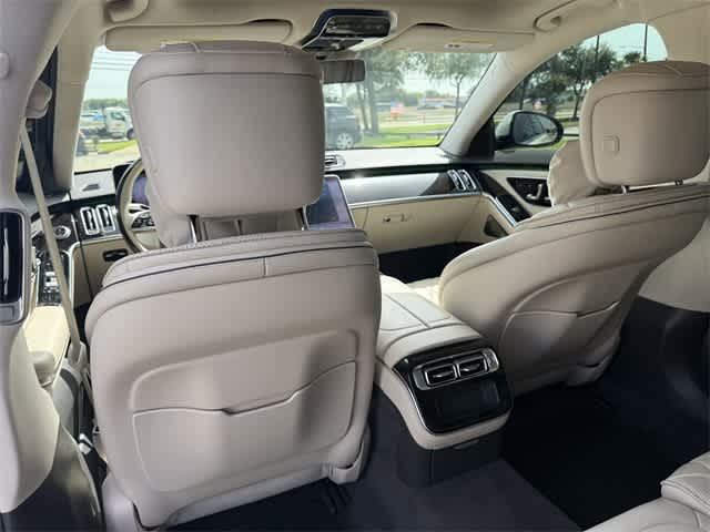 Thumbnail: 2021 Mercedes-Benz S-Class - 14