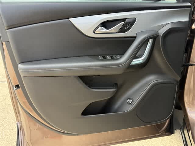 Thumbnail: 2019 Chevrolet Blazer - 8