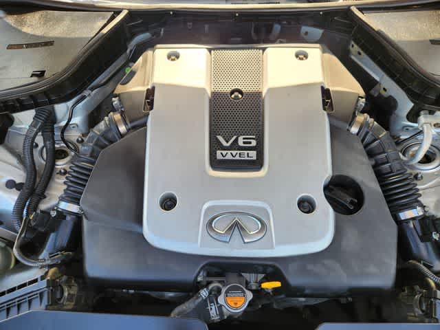 Thumbnail: 2014 INFINITI Q50 - 9