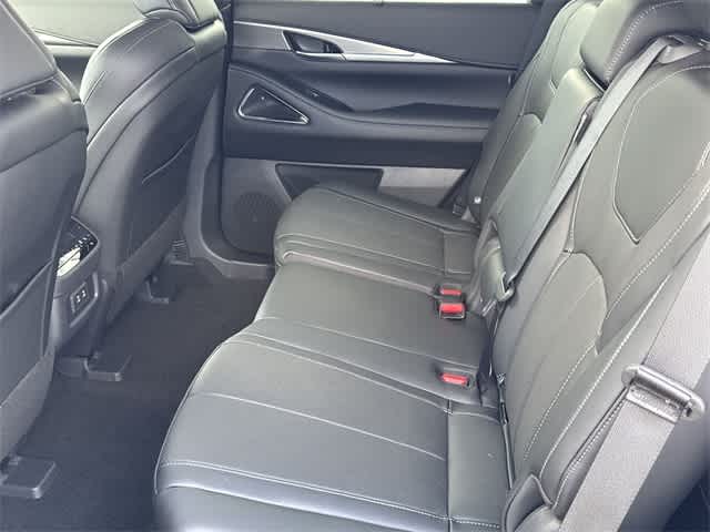 Thumbnail: 2026 INFINITI QX60 - 14