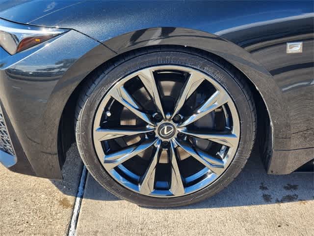 Thumbnail: 2023 Lexus IS - 8