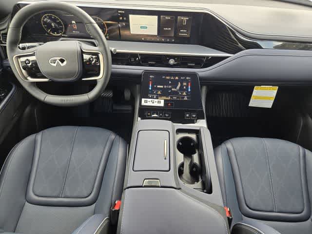 Thumbnail: 2026 INFINITI QX80 - 10