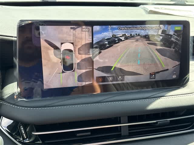 Thumbnail: 2026 INFINITI QX60 - 25