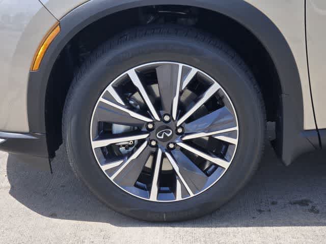 Thumbnail: 2026 INFINITI QX60 - 8