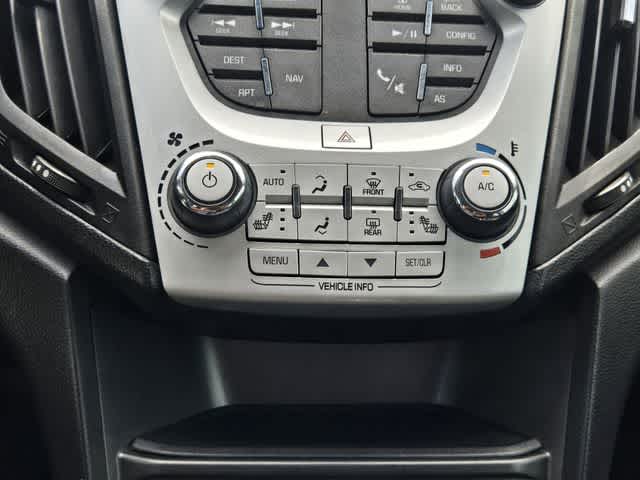 Thumbnail: 2016 Chevrolet Equinox - 16