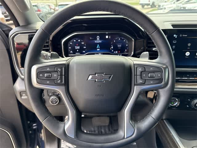 Thumbnail: 2023 Chevrolet Silverado 1500 - 24