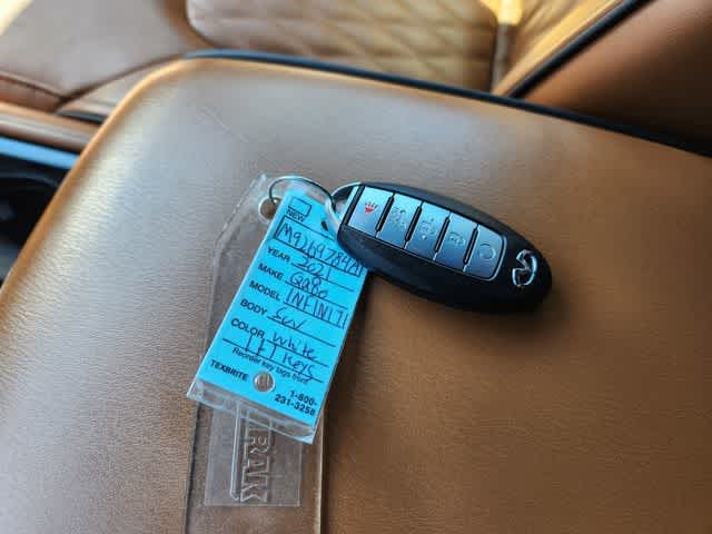 Thumbnail: 2021 INFINITI QX80 - 21