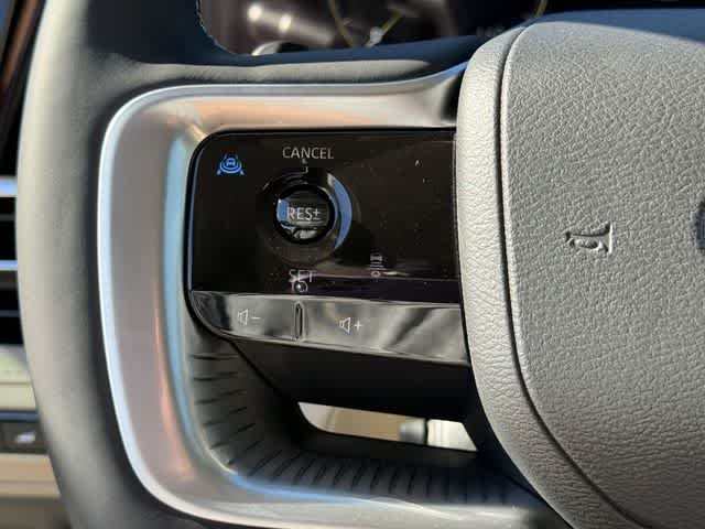 Thumbnail: 2026 INFINITI QX80 - 22