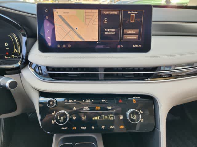 Thumbnail: 2026 INFINITI QX60 - 14