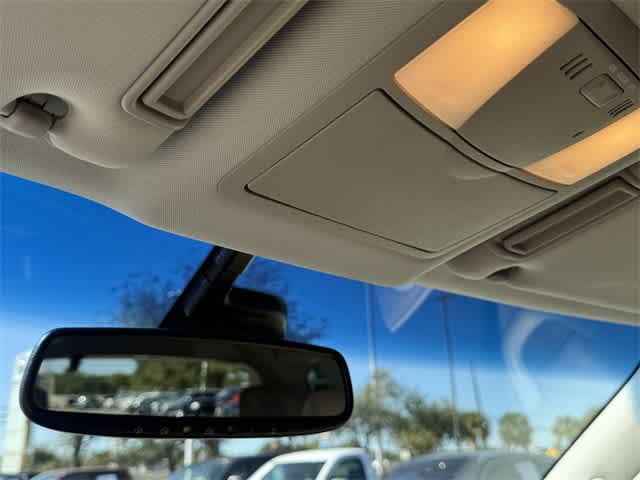 Thumbnail: 2017 Nissan Armada - 27