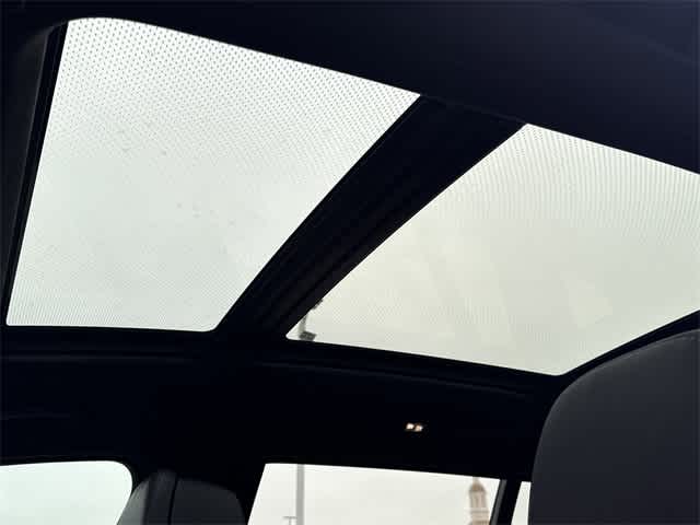 Thumbnail: 2023 BMW X7 - 29