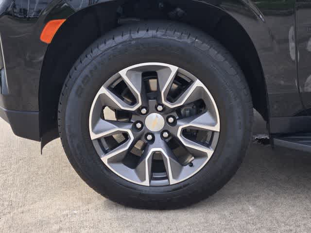 Thumbnail: 2024 Chevrolet Tahoe - 8