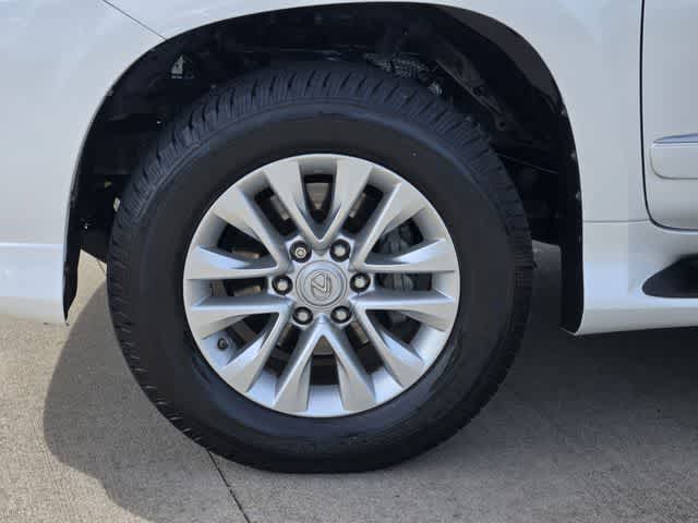 Thumbnail: 2018 Lexus GX - 8