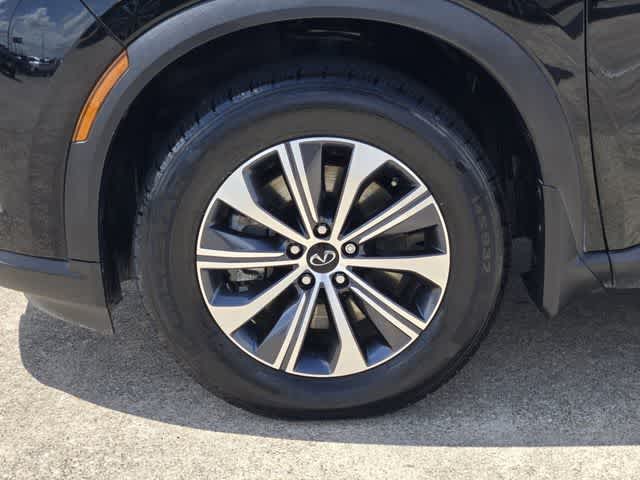 Thumbnail: 2023 INFINITI QX60 - 8