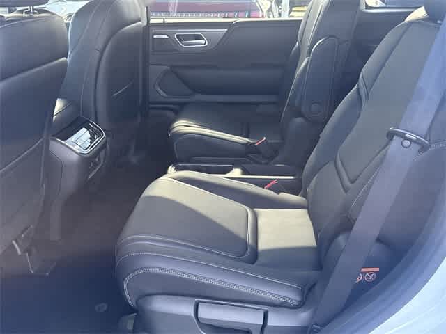 Thumbnail: 2026 INFINITI QX80 - 13