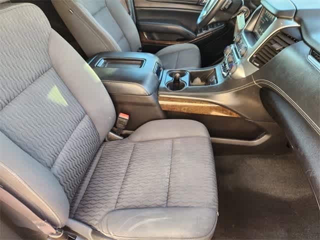 Thumbnail: 2016 Chevrolet Tahoe - 14