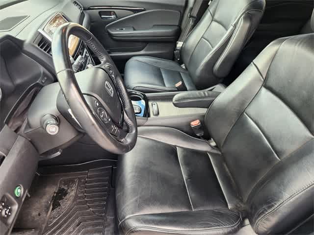 Thumbnail: 2018 Honda Pilot - 11