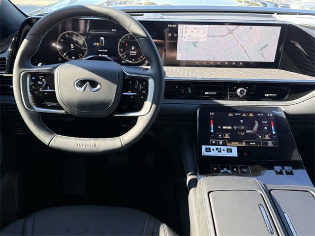 Thumbnail: 2026 INFINITI QX80 - 18