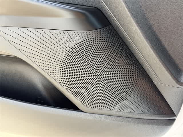 Thumbnail: 2023 Kia K5 - 26