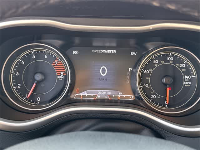 Thumbnail: 2016 Jeep Cherokee - 22