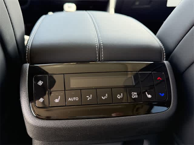 Thumbnail: 2026 INFINITI QX60 - 20