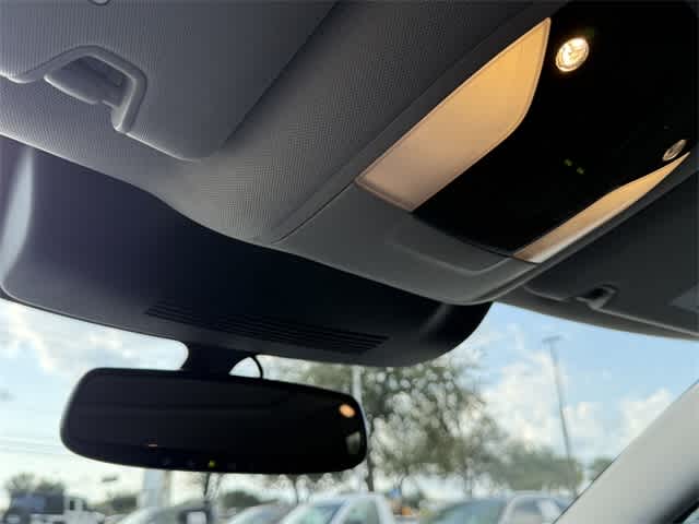 Thumbnail: 2022 INFINITI QX60 - 25