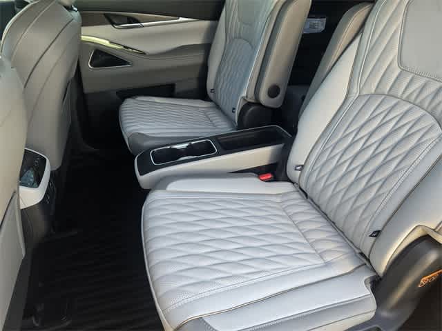 Thumbnail: 2026 INFINITI QX60 - 13