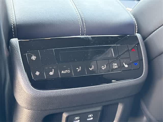 Thumbnail: 2026 INFINITI QX60 - 21